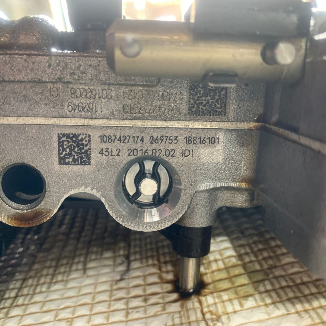 BMW F30 X1 E84 328I 2012-15 TRANSMISSION VALVE BODY GA 8HP45 P/N 8638283