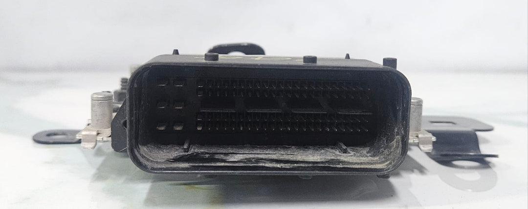 OEM BMW F07 GT 530D DEF PUMP EMISSION CONTROL  MODULE 7377299