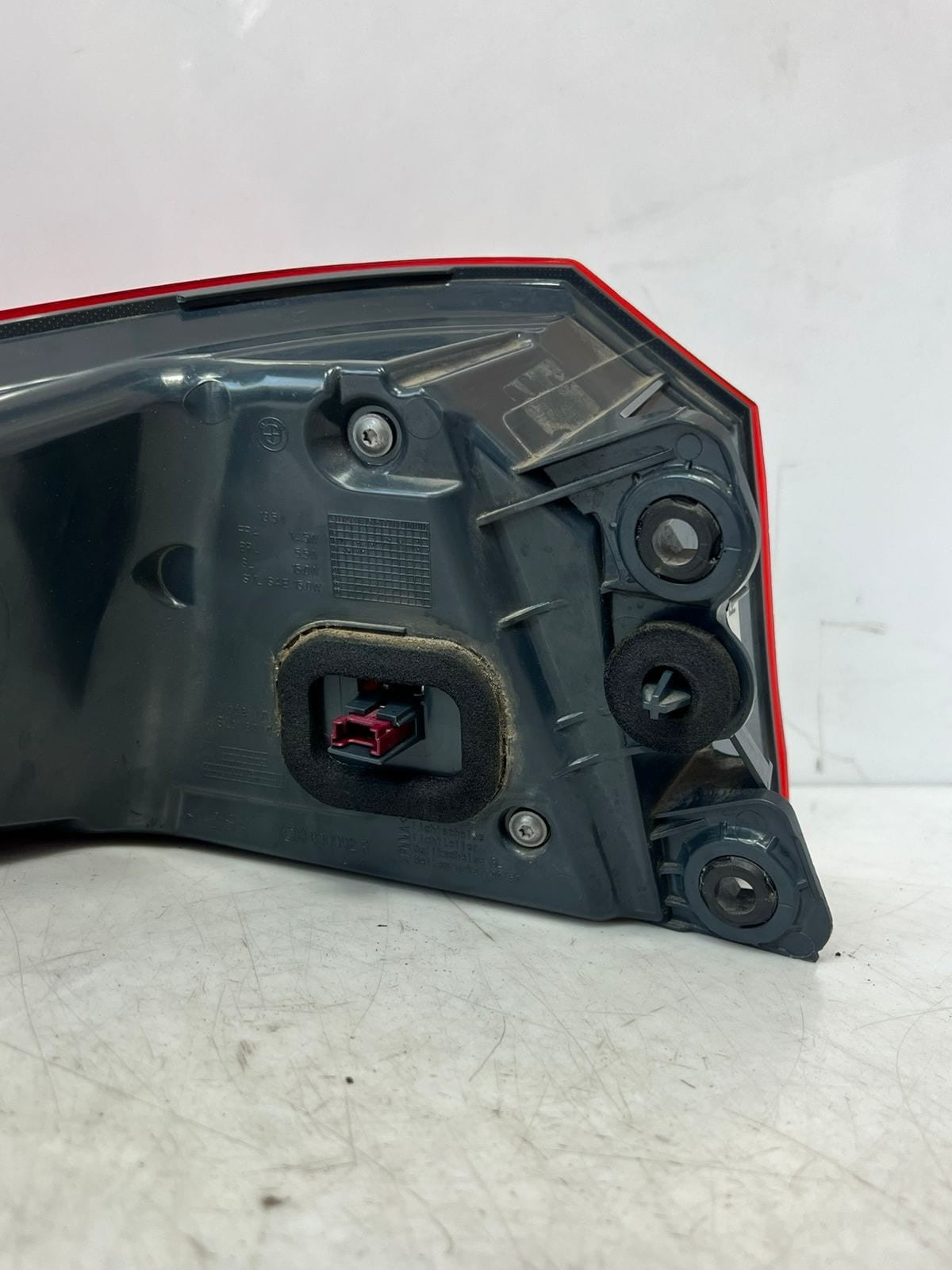 BMW 5 Series G30 ECE RIGHT SIDE OUTER BACK Tail Light 7376464 63217376464 OEM