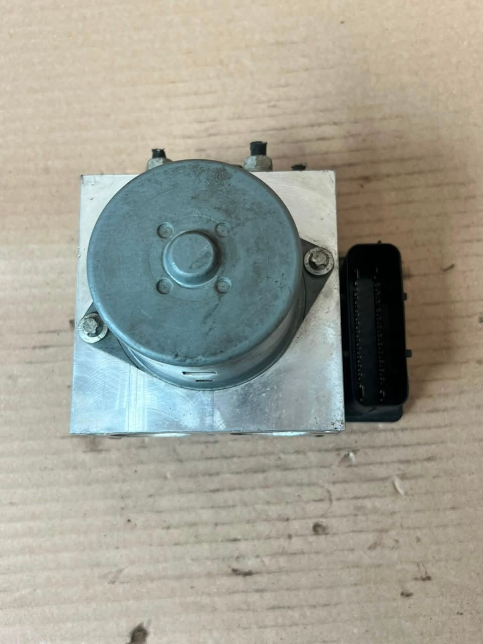 Mini Cooper R55 R56 R57 R60 LCI ABS/DSC Pump Hydraulic Braking Unit 6874551