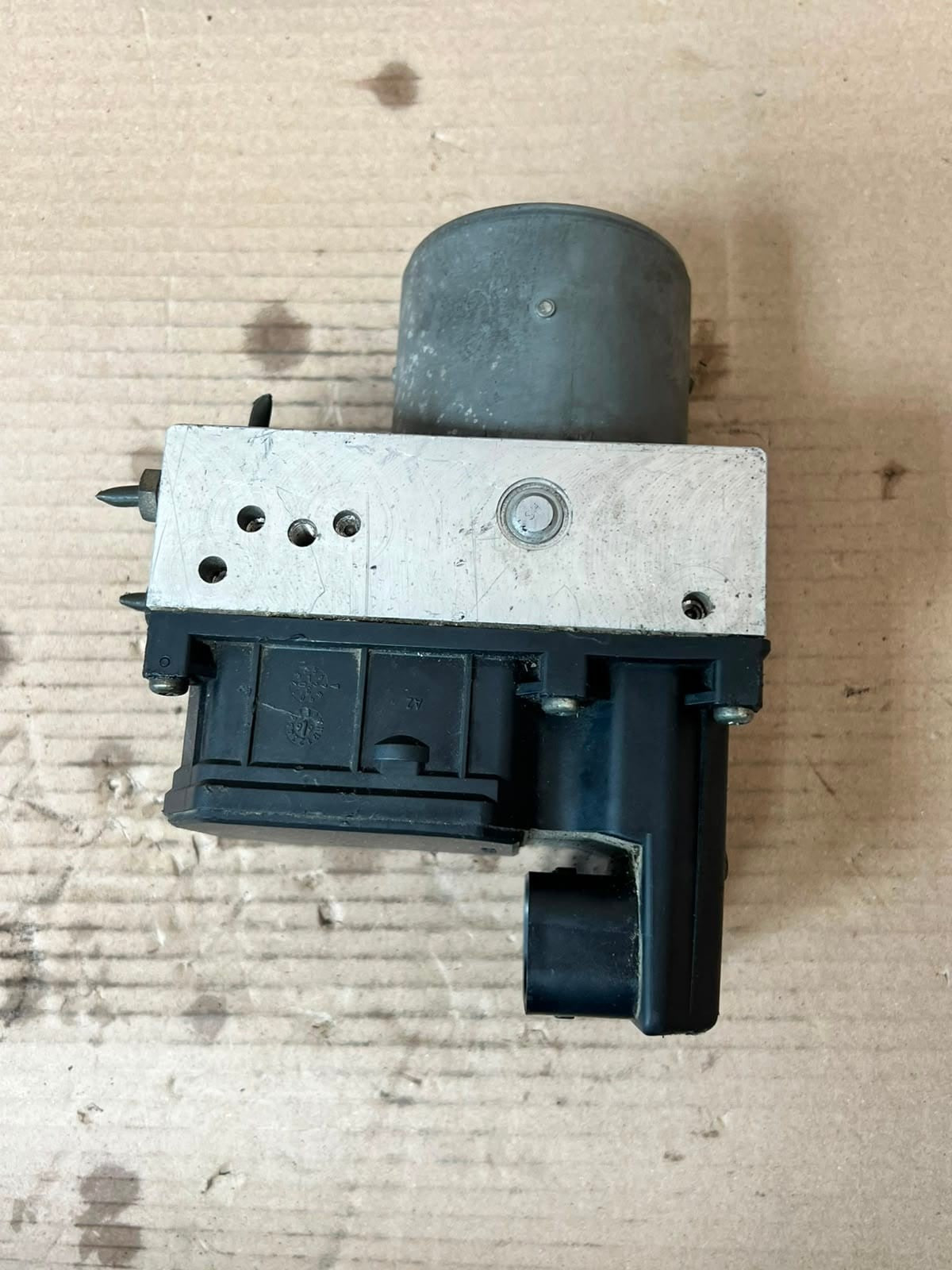 2001-2003 BMW 5' 7' 525i E38 E39 ABS Pump Control Module 6750345 OEM