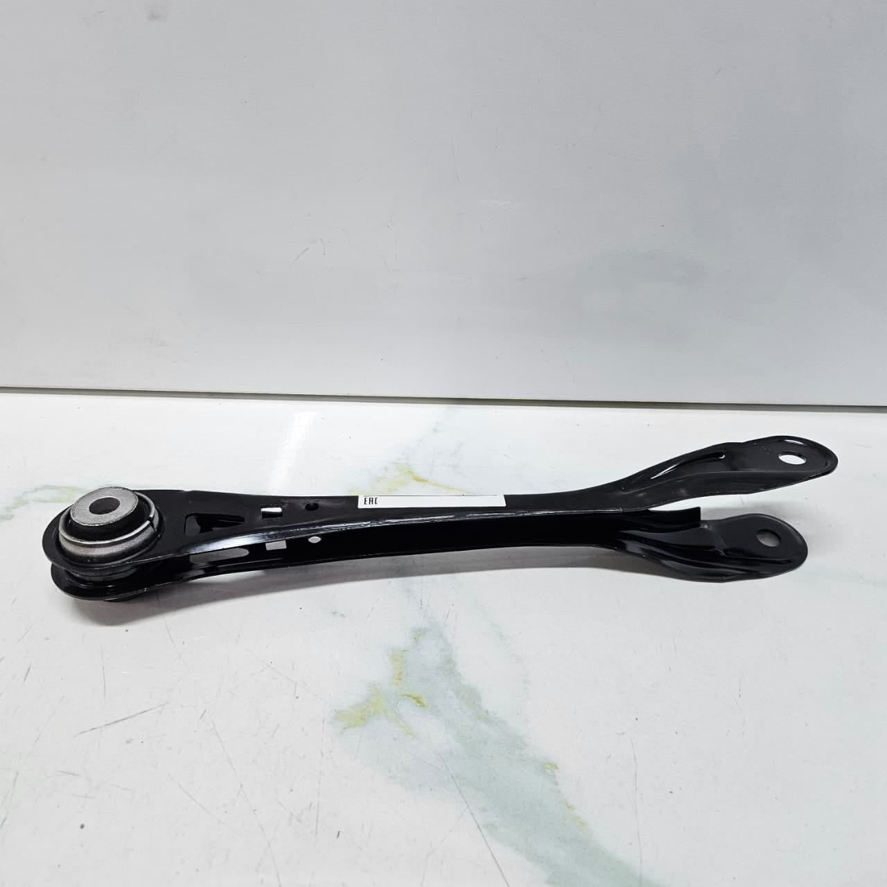 BMW 5 6 7 Series G30 G31 G14 G11 Trailing Arm Rubber Mount Rear Rubber 6893528