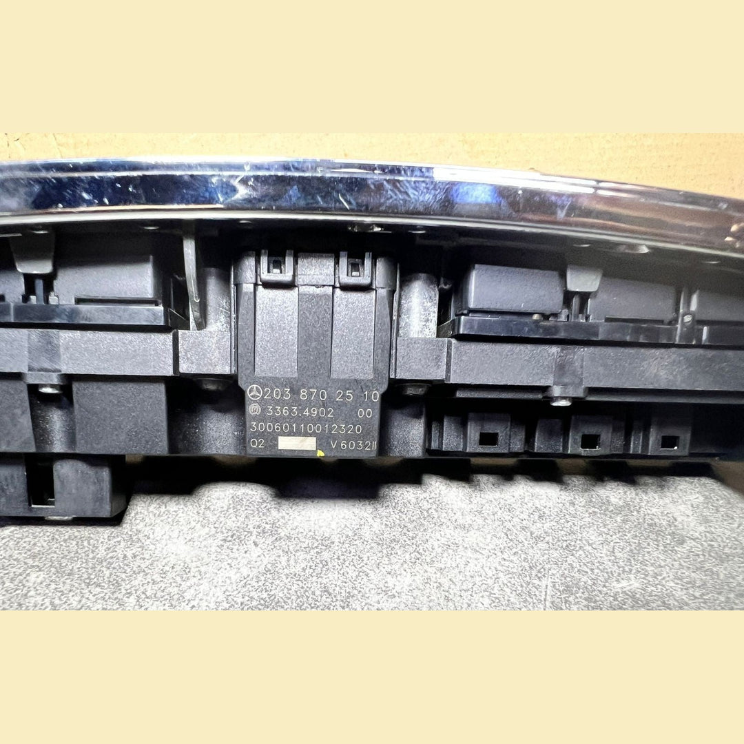 03-06 Mercedes-Benz W203 C-Class Hazard Switch Warning Button A203 8702510