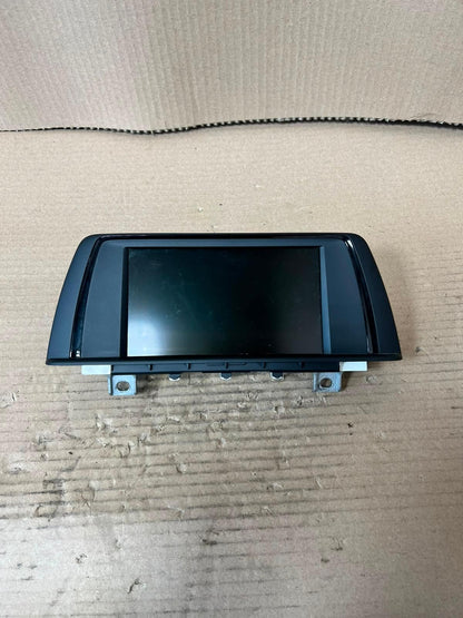 BMW 1 SER 116I F20 F21 Dashboard Multimedia 6.5 CID Display Screen 9262752 RHD