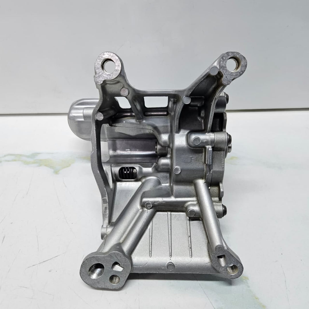 OEM BMW 1 2 3 Series F70 F74 F78 U06 X1 U11 ENGINE Oil Pump 9895362
