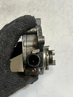 Bild in die Galerieansicht laden, BMW E60 E81 E82 E87 E90 E91 E92 N43 and N46 B20 B Vacuum Pump 7547024 OEM