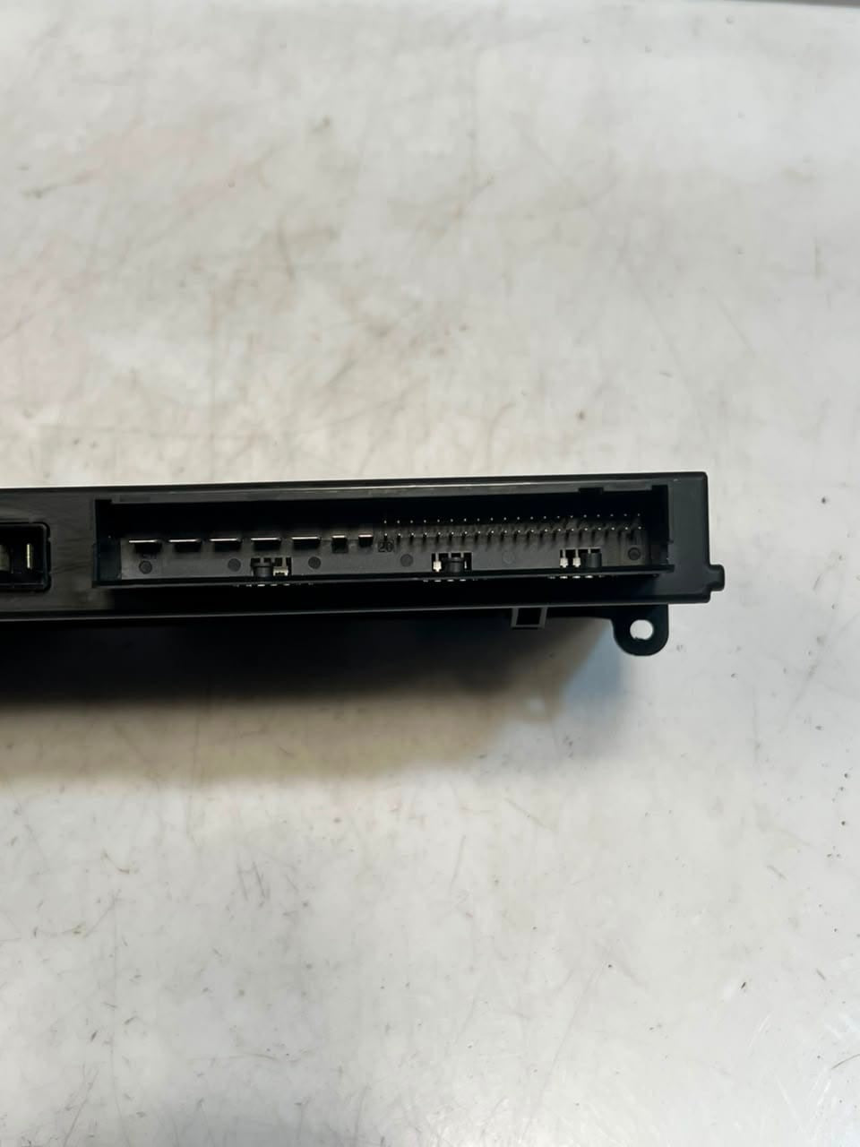 BMW 5 Series F10 F11 520d Body Control Module Junction Box 9244392 OEM
