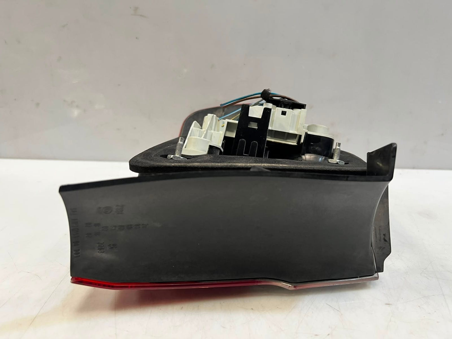 BMW  3 Series E90 TYC TAIL Light Rear Left RIGHT BACKLIGHT 0406879 0406880 OEM