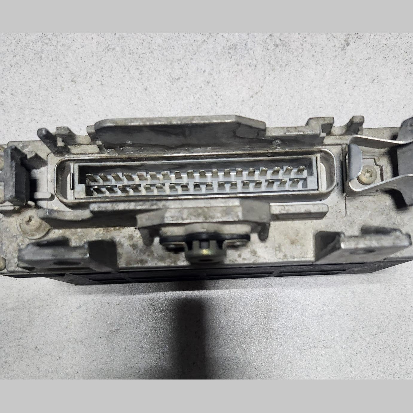 1994-1995 Mercedes-Benz C220 ABS Control Module 0125457432 W202 C220 C280 C36 