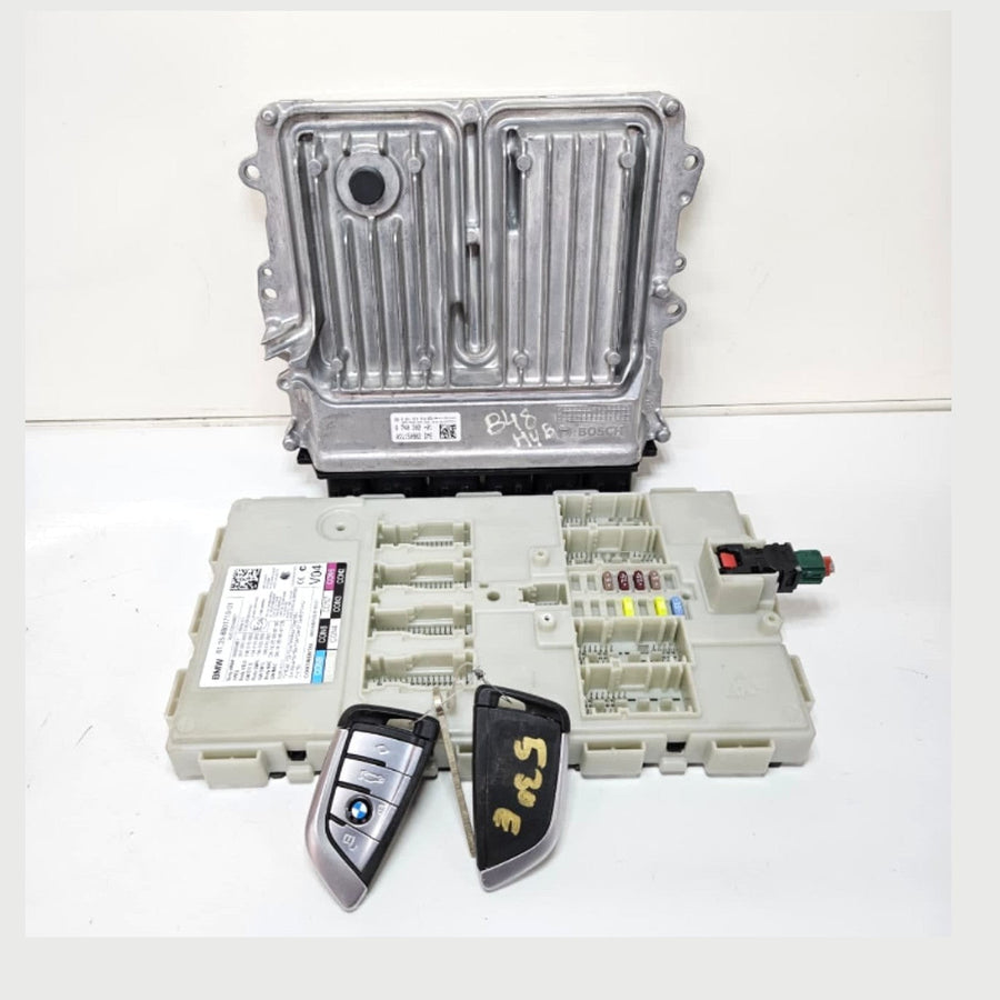 8740302-2018 BMW 7 Series G11 G12 530e 2.0 Engine Control Unit ECU DME Key Set