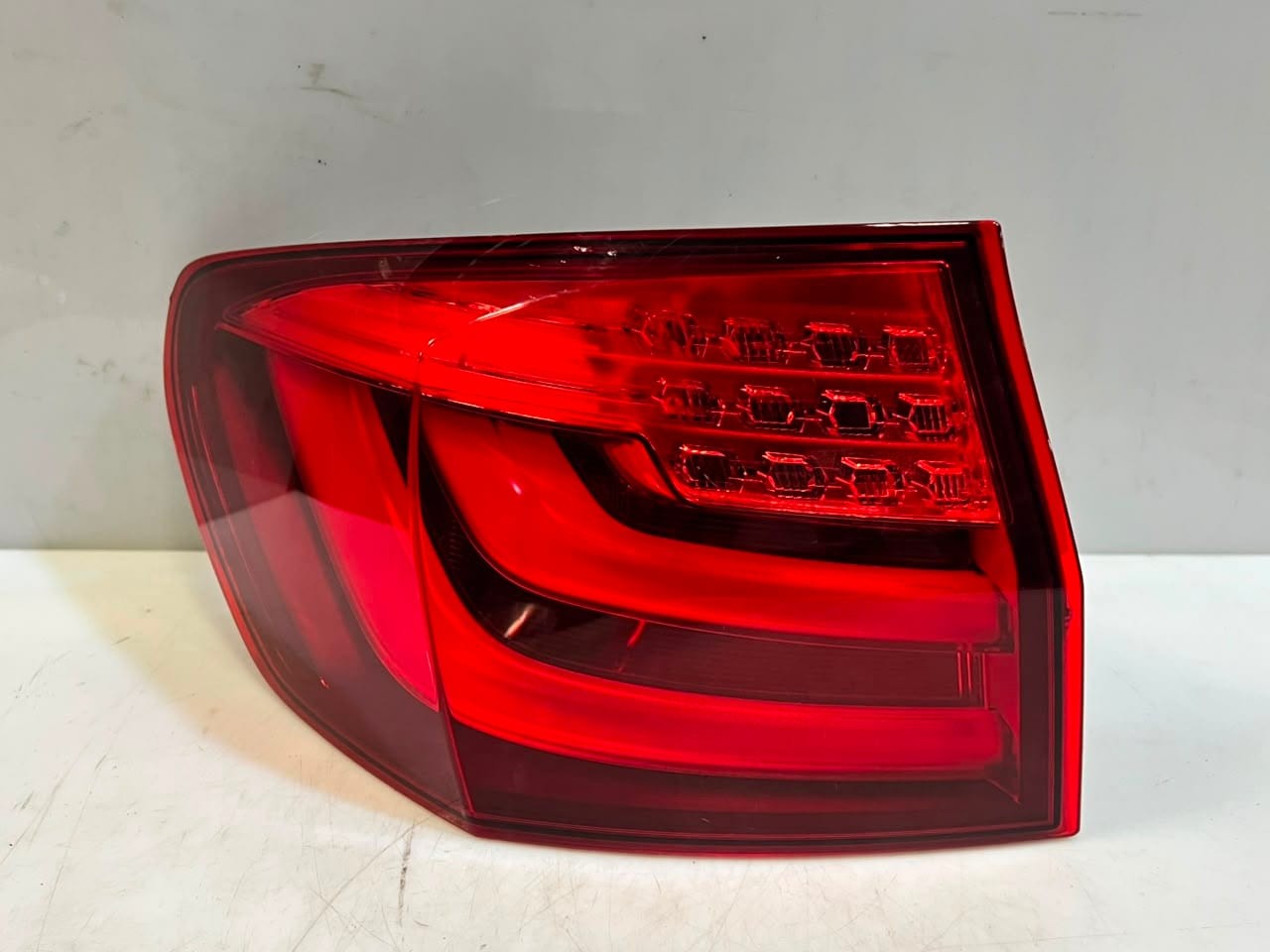 2010-2016 BMW F11 FENDER 528i LEFT RIGHT Tail Light BACK LIGHT 7203233 7203234