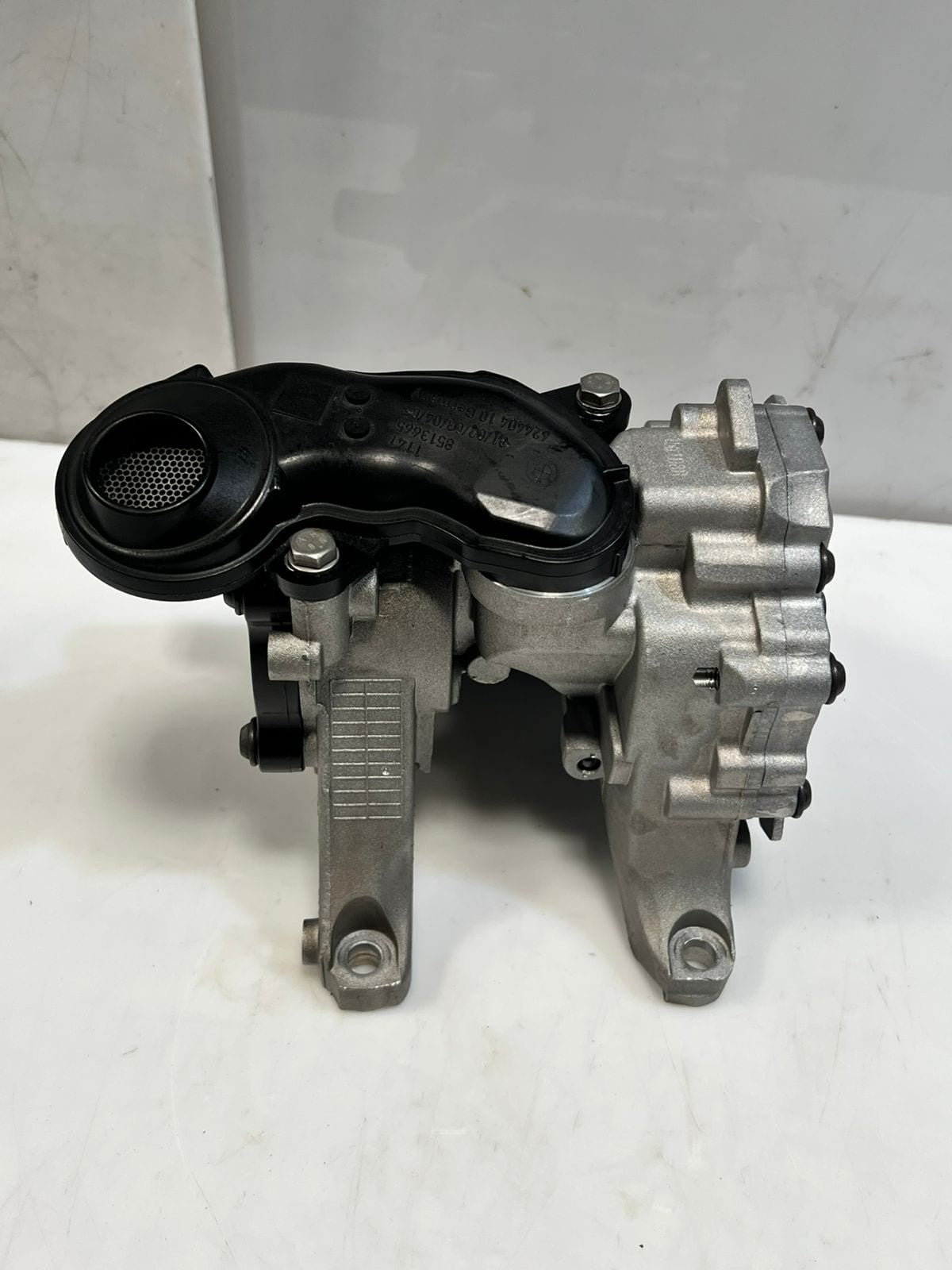 2006 BMW Mini Cooper F55, F56, F57 B38 B48 Engine Oil VACUUM Pump 7624135 