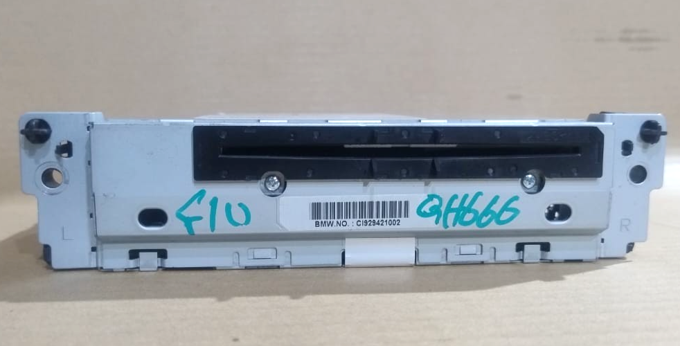 BMW 5 SERIES F10 F11 530D 2013 ALPINE RADIO CD DISC PLAYER UNIT -  9294210
