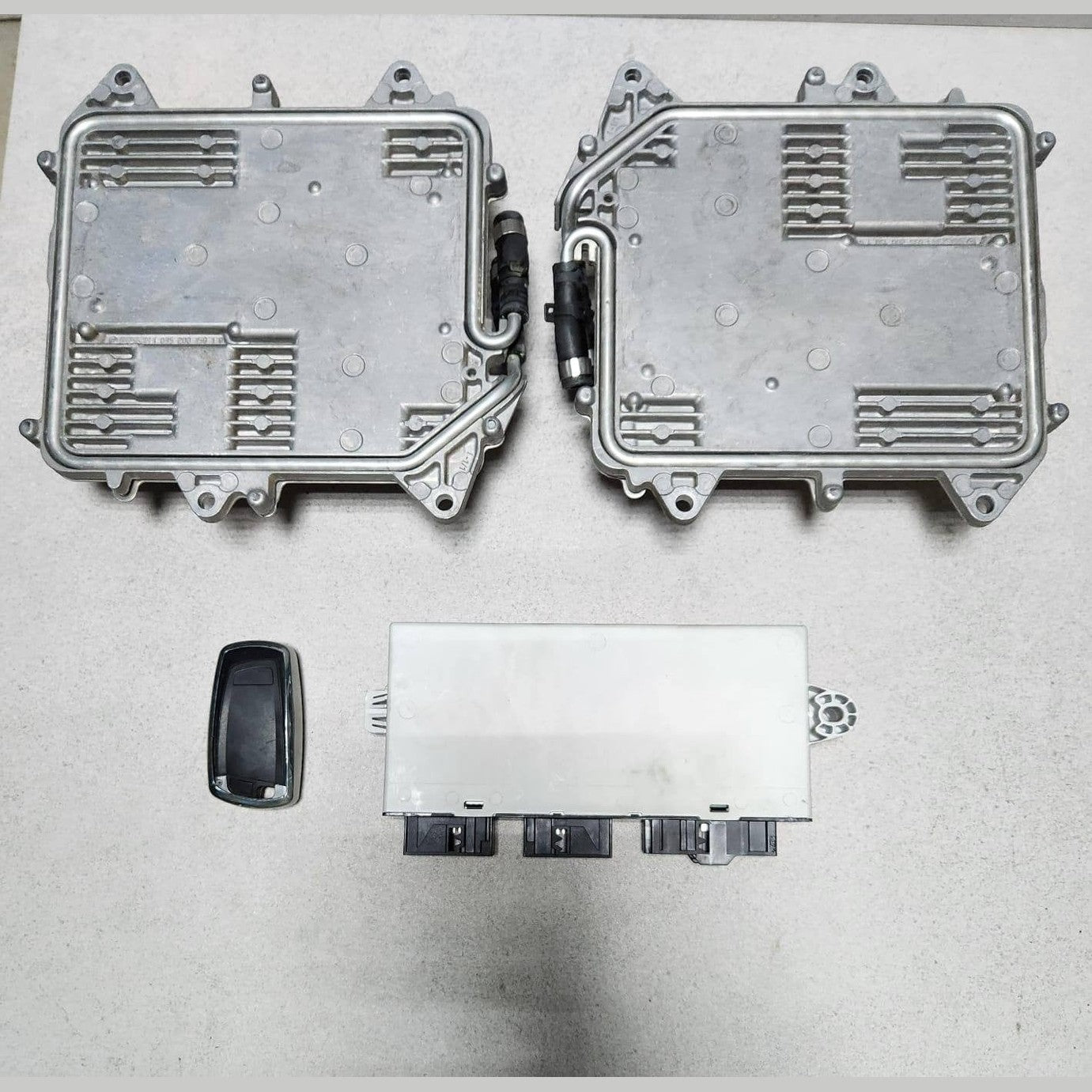 2014-2016 BMW 550i Engine Control Unit 7540738 650i 550i GT 4.4 N63