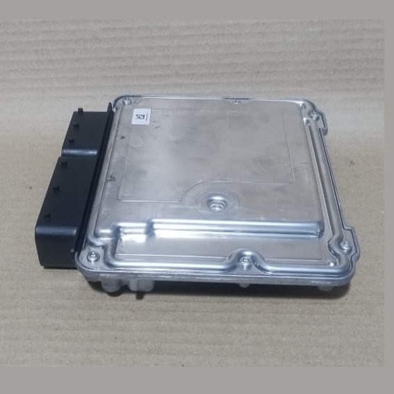 BMW 1 SERIES F20 LCI  116D ECU B37 ENGINE IGNITION KIT OEM+ KEY OEM  8589141