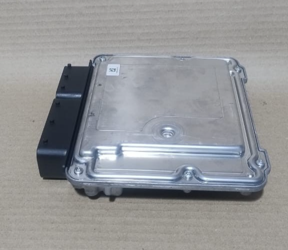 BMW 1 SERIES F20 LCI  116D ECU B37 ENGINE IGNITION KIT OEM+ KEY OEM  8589141
