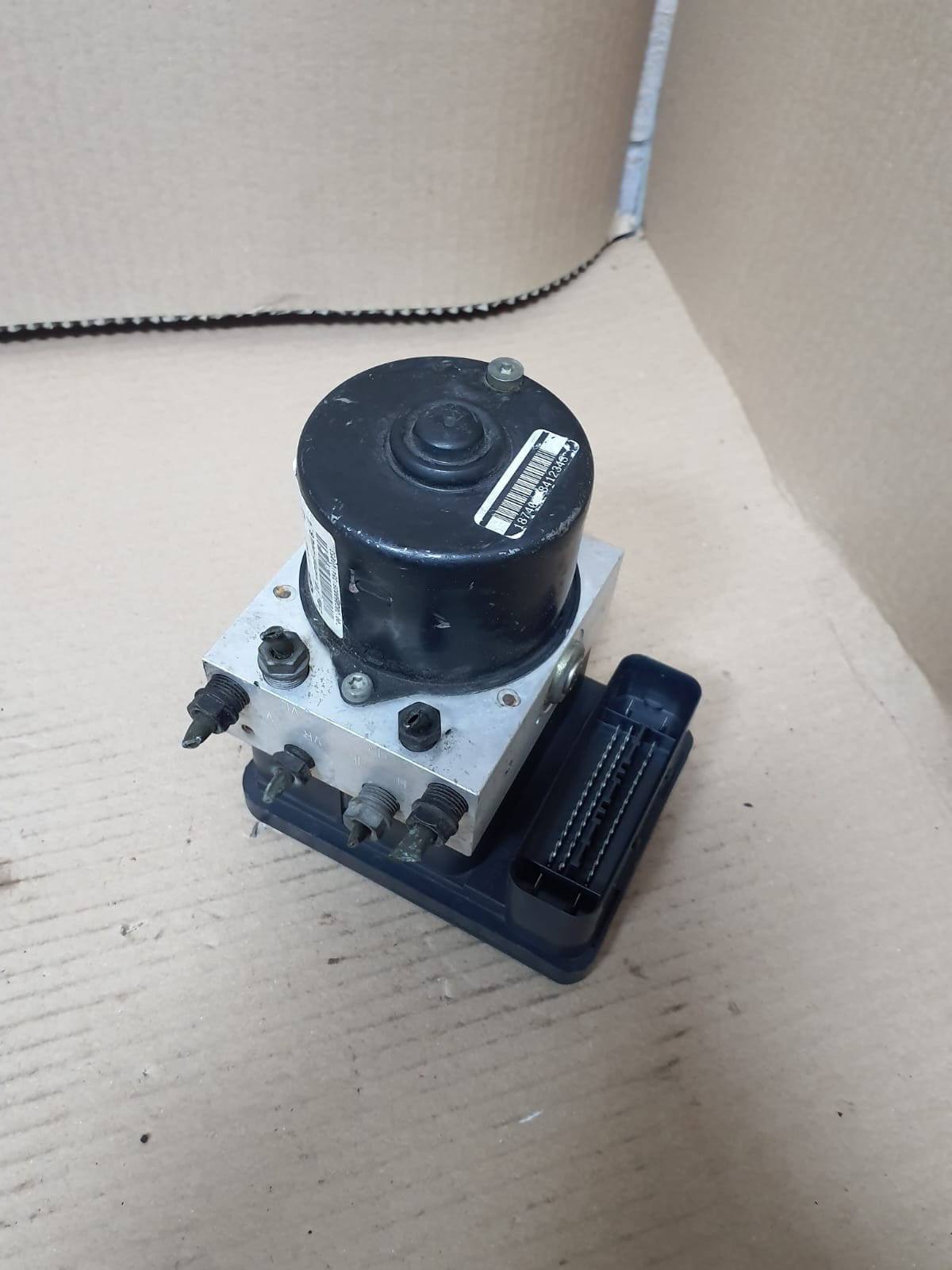 2001-2006 BMW E46 3 Series 325i ABS/DSC Pump Module 6765452 OEM