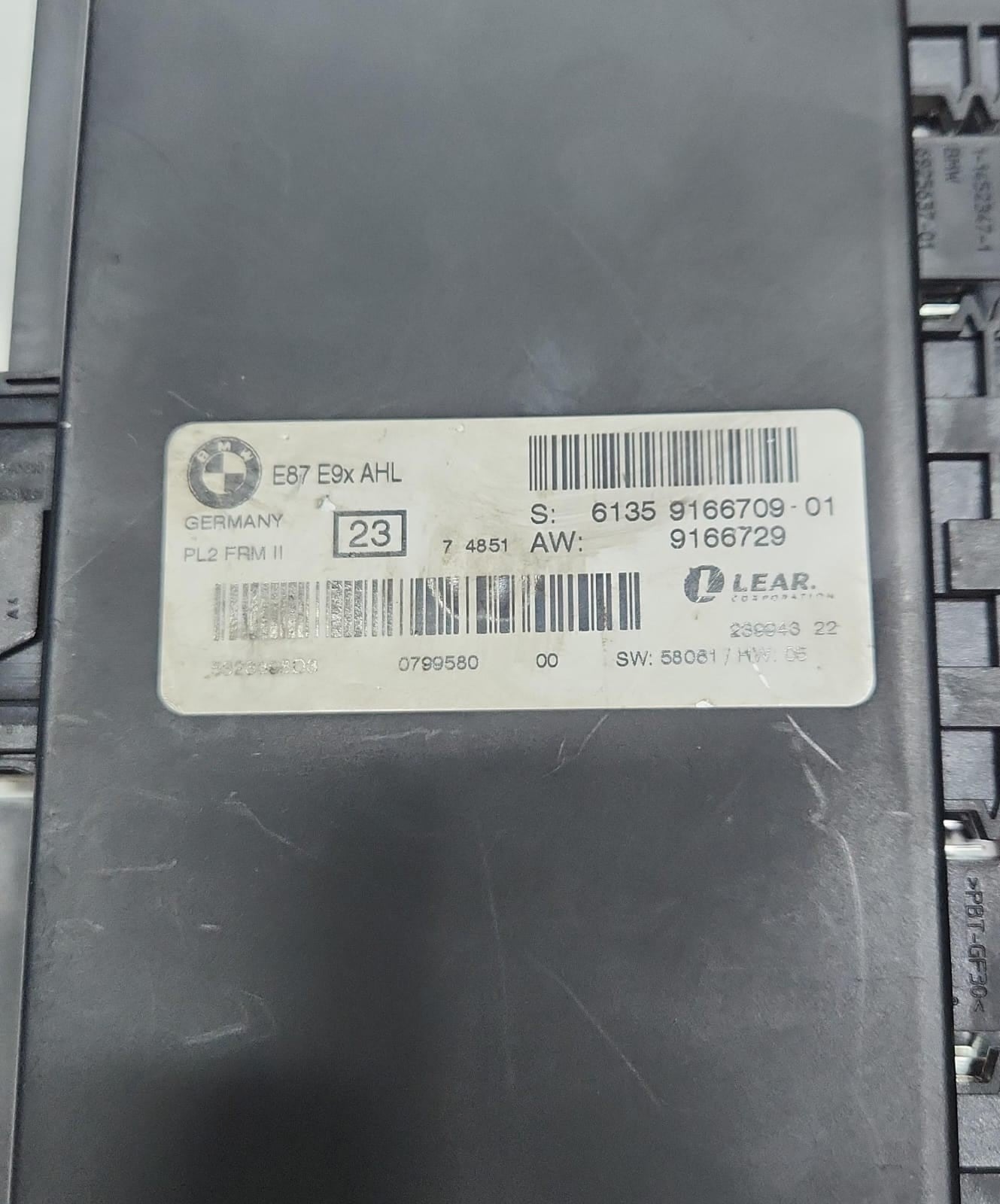 2008-2009 BMW M3 Footwell Control Module FRM 9166709 E90 E91 E92 OEM
