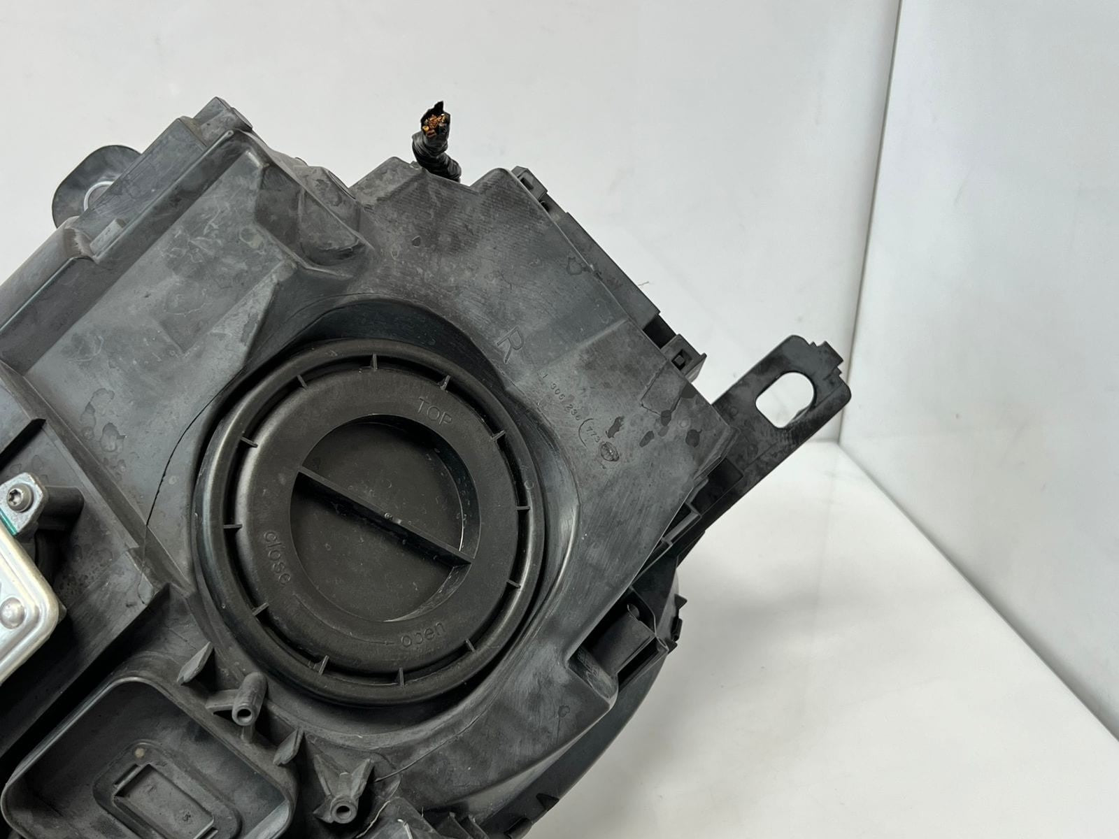 2011-16 Mini Cooper R60 R61 Countryman Bi-Xenon Headlight RIGHT SIDE RHD 9801044