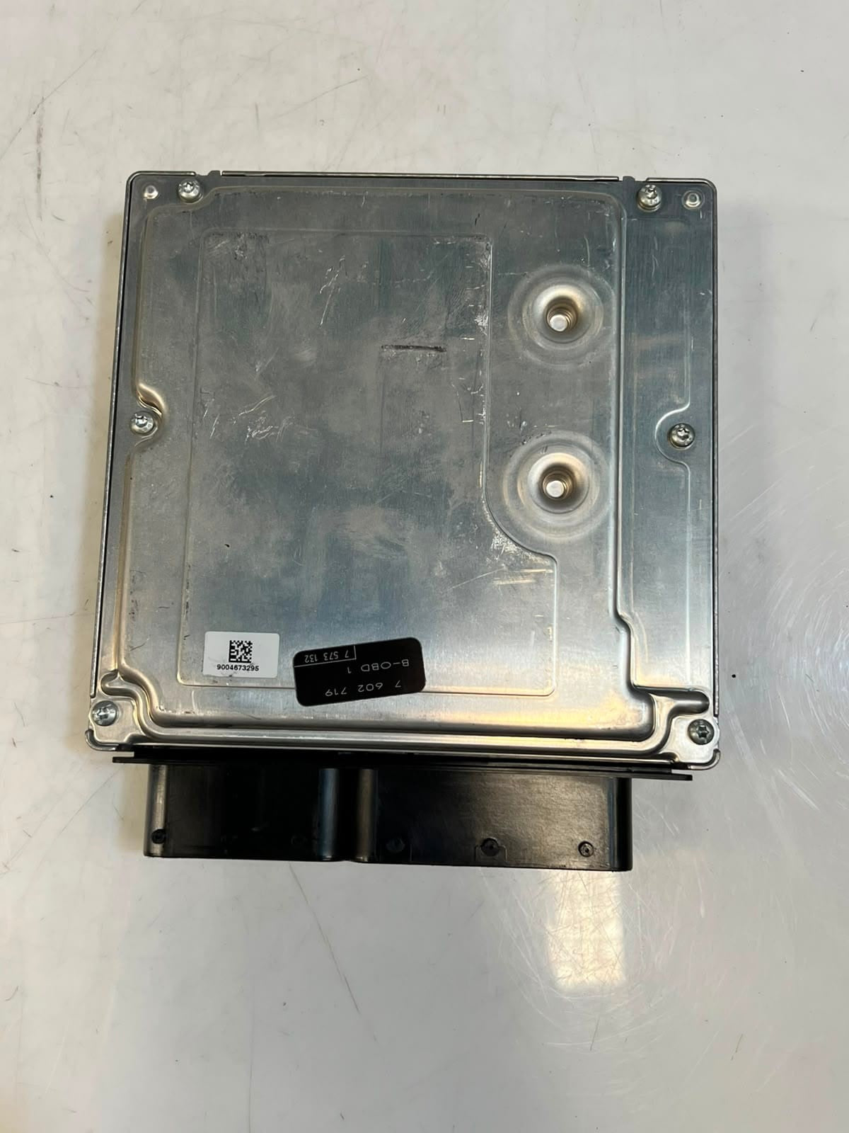 BMW X1 E84, E87, E90, and E91  Engine Control Module ECU ONLY 7628656 OEM