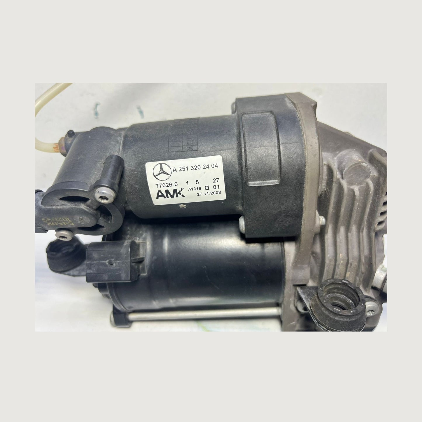 Mercedes W251 R-Class R350 Airmatic Air Suspension Compressor Pump A251 3202404