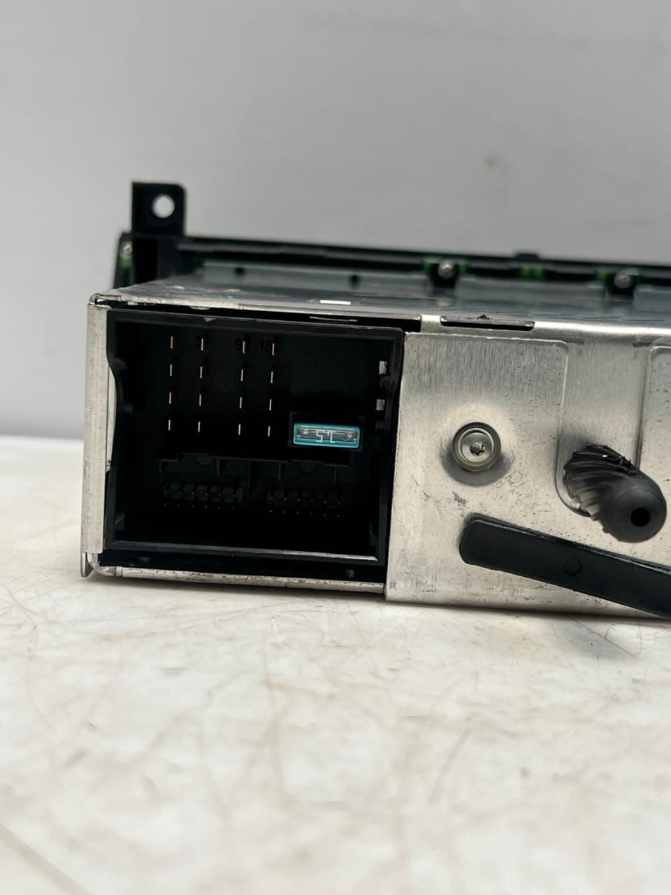 BMW E84 X1 E90 E91 E92 E93 E87 E88 E82 Professional Cd Radio Player 9246500 OEM