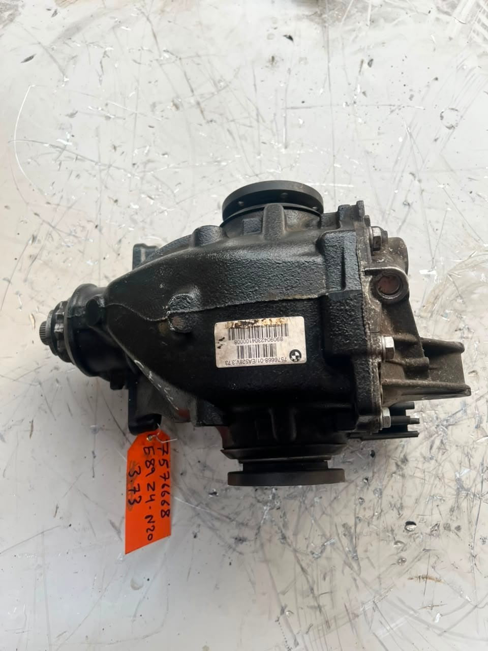 2009-2016 BMW Z4 E89 Rear Differential 7576668 RATIO 3.73