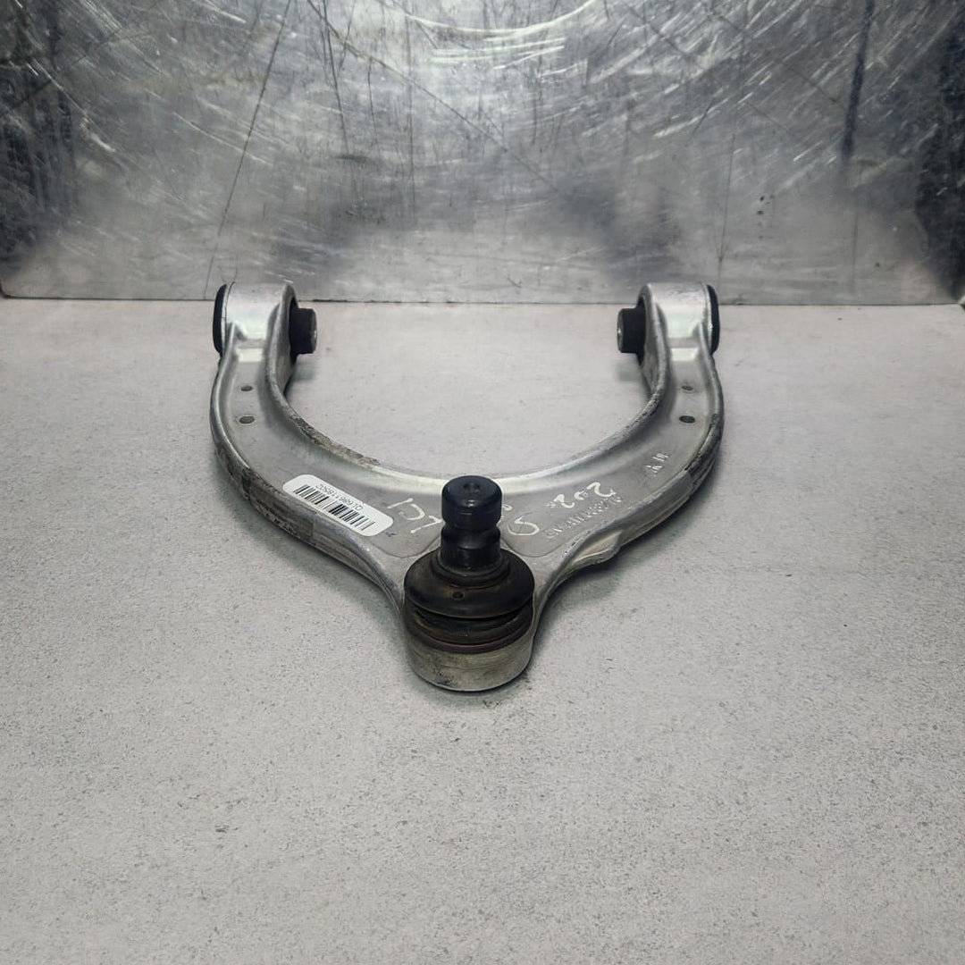 2018 BMW 540i Front Upper Control Arm 686118502 5 Series G30 G31