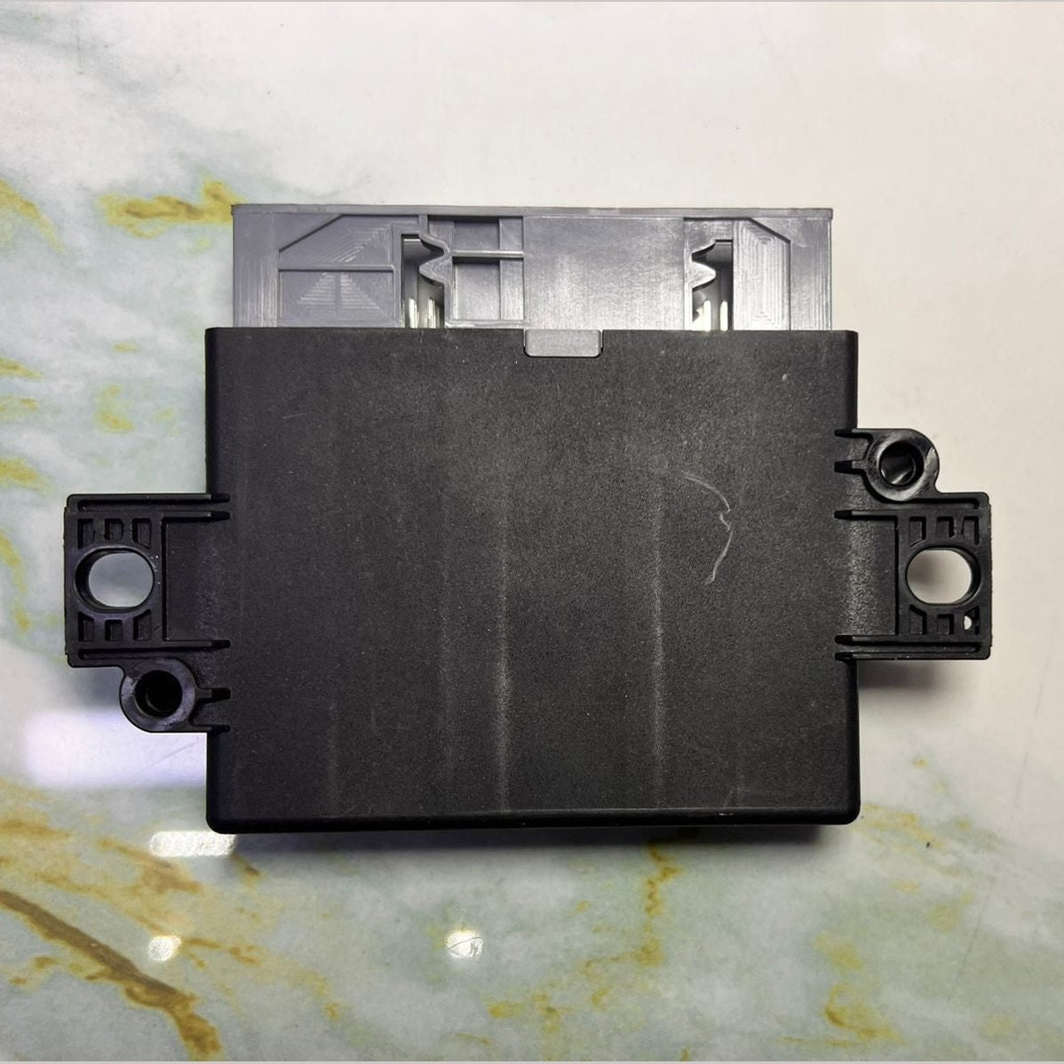 Mercedes-Benz Parking Control Module A 0009004404 E-Class W212, C-Class W205, S-