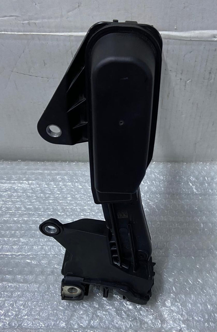 OEM BMW 3 SERIES G20 POWER DISTRIBUTION CONTROL MODULE ECU 6842524