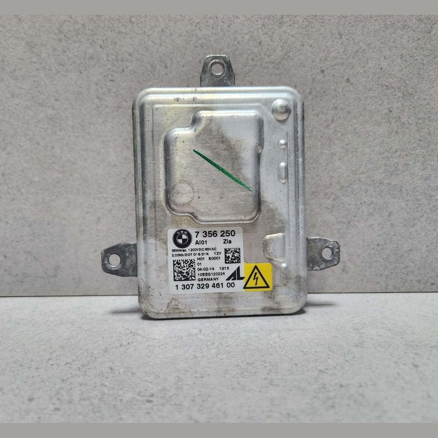 2012-2015 BMW X3 Xenon Headlight Ballast Control Unit 7356250 X5,3 Series E93