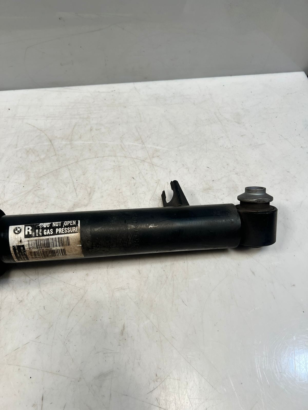 2014-2018 BMW X5 F15 X6 F16 Rear Shock Absorber RIGHT DRIVE SIDE 6867866 OEM