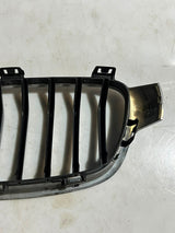 2016-2018 BMW 3er F30 F31 F35 F80 330e Frontstoßstangengitter 7295442 OEM