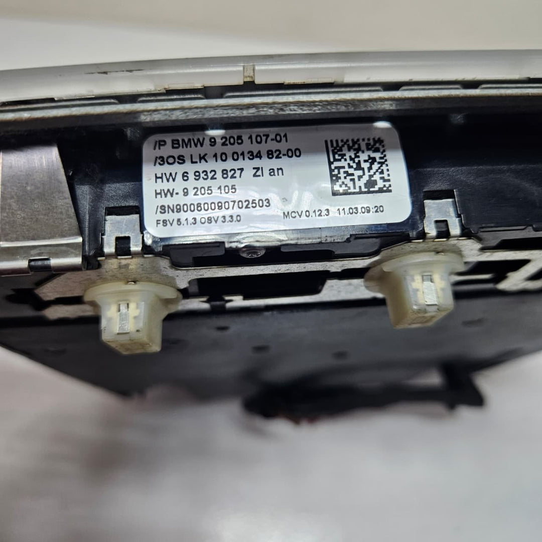 OEM BMW 3 Series E90 E91 Front Seat Light 9205107