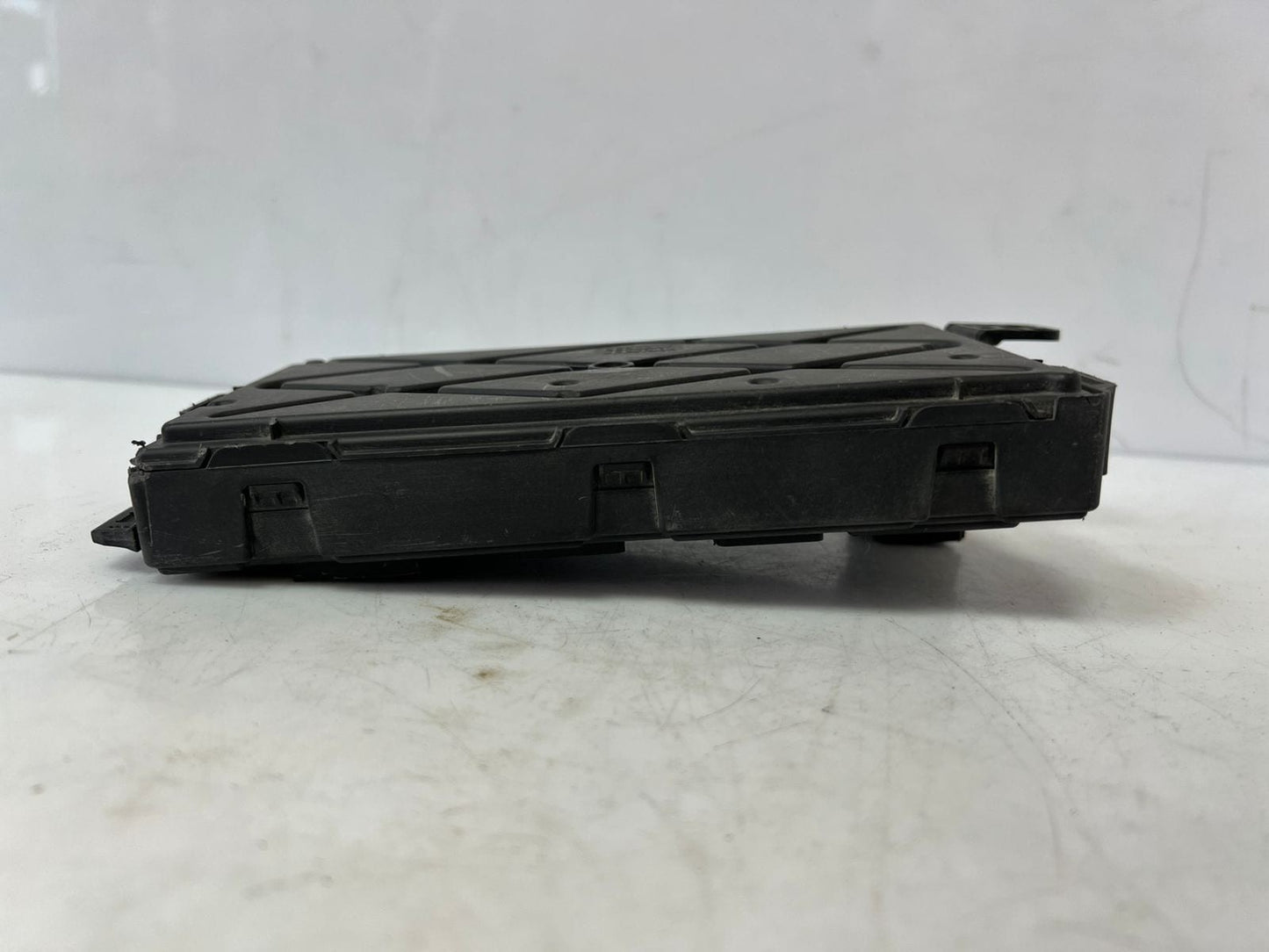 2014-2016 BMW 228i F20, F21, F22, F23 Rear Body Control Module 9374508