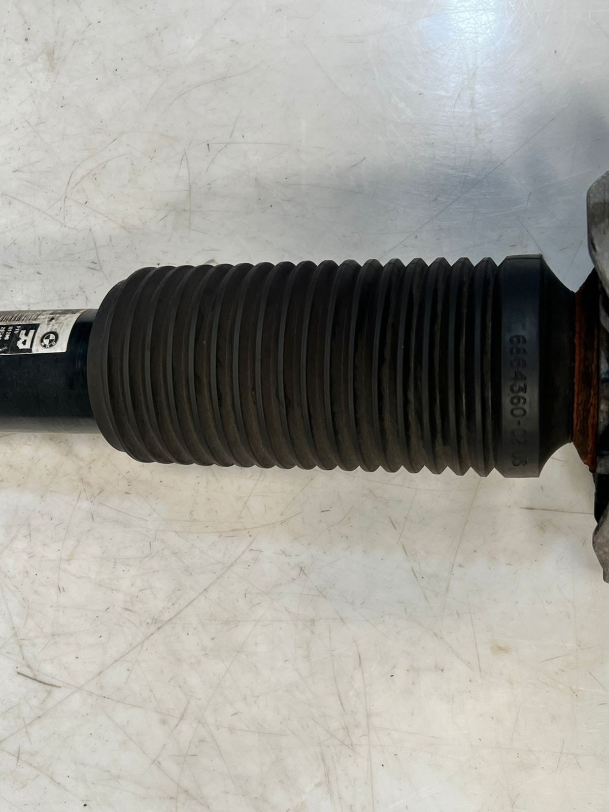 2014-2018 BMW X5 F15 X6 F16 Rear Shock Absorber RIGHT DRIVE SIDE 6867866 OEM