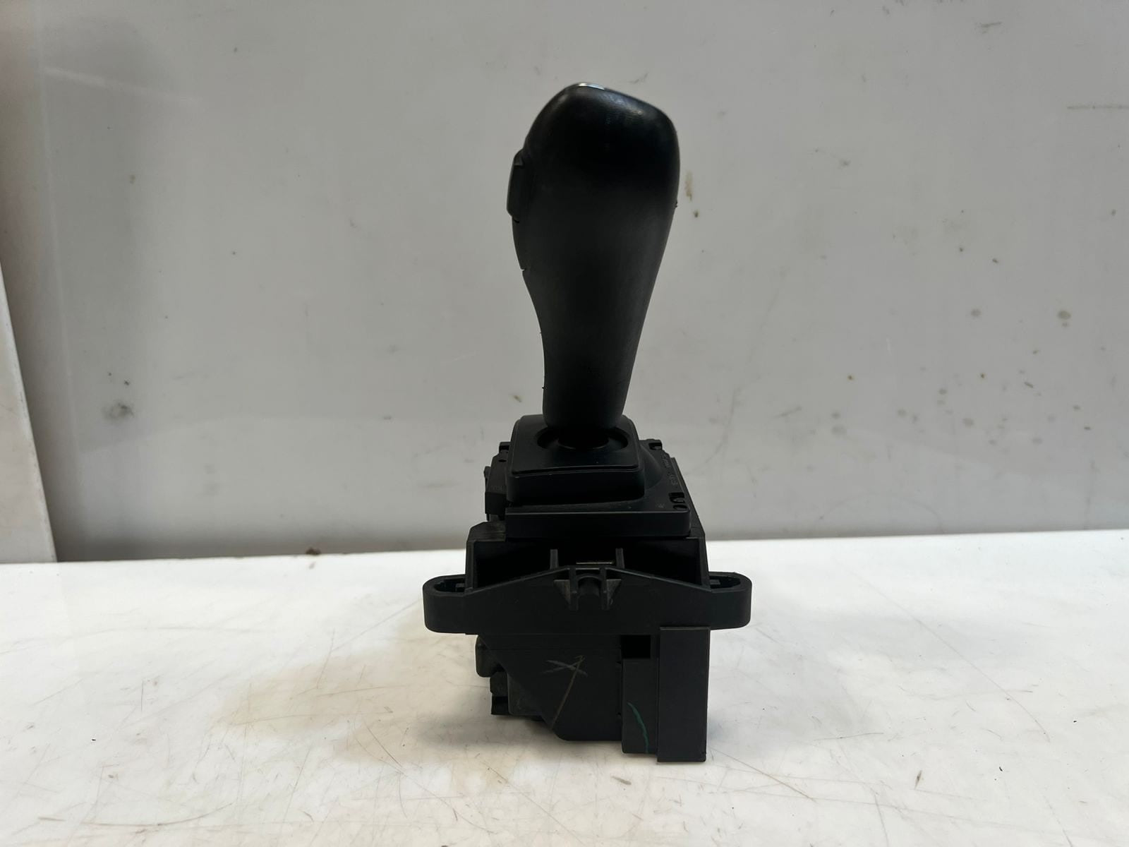 BMW 5 Series F10 F11 7 Series F01 F02 AUTOMATIC Gear Selector Switch 9296905 OEM