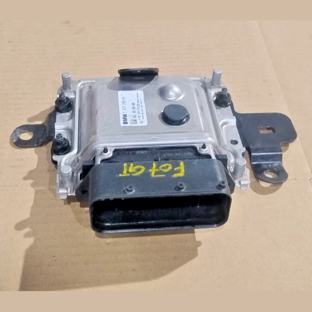 BMW 12-18 F10 F30 3 5 SERIES X5 DEF DIESEL EMISSION PUMP CONTROL UNIT 7377299