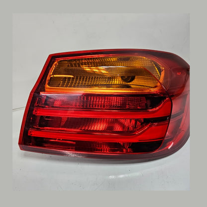 7296098-BMW 4 Series F32 F33 F36 M4 F82 Rear Taillight Rear Right LED