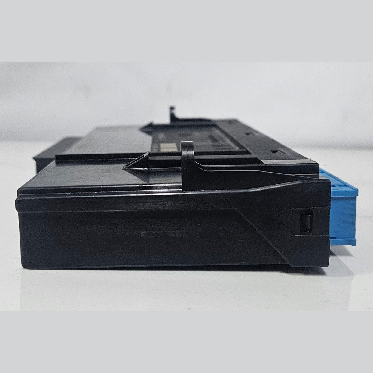 OEM BMW X1 E84 20d XDRIVE JUNCTION BOX MODULE 9298948