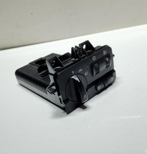 1997-2001 BMW 323i Headlight Control Module 6936832 E46 E39 and E53