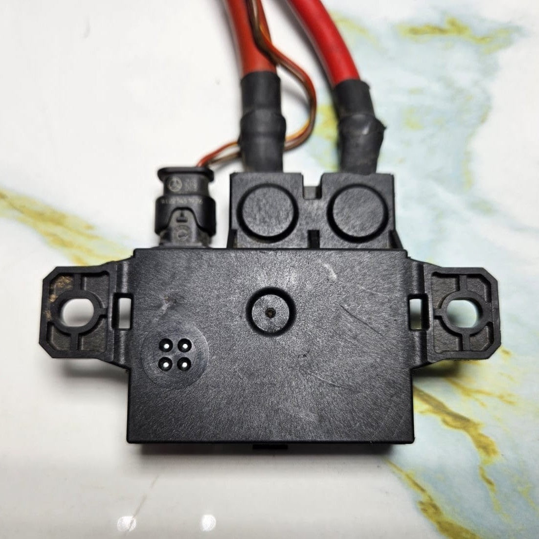 2013-2020 Mercedes-Benz Battery Control Relay Control Module A000 9822023 OEM