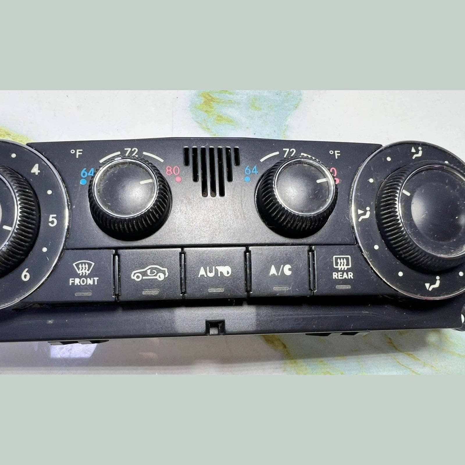 2004-2005 Mercedes-Benz C240 Climate Control Unit A2038303785 C-Class W203