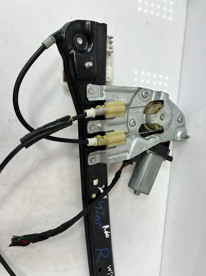 2011-2016 Mini Cooper Countryman Front Right Window Regulator With Motor 9800566