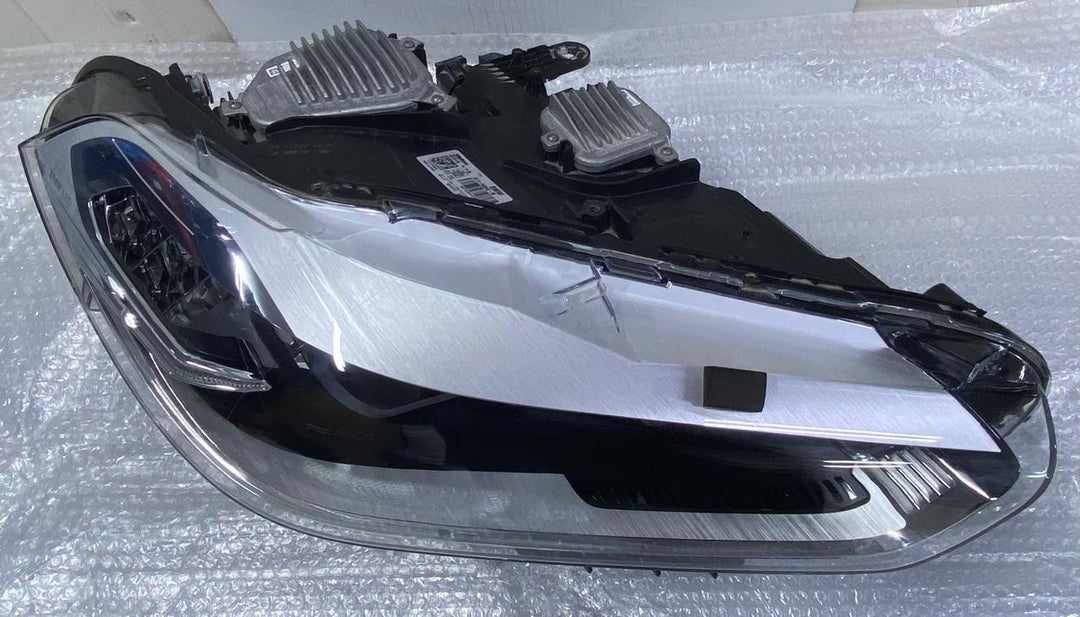 OEM BMW X2 F39 HEAD LIGHT LED ADAPTIVE RHD ECE RIGHT SIDE 7420442 Without module