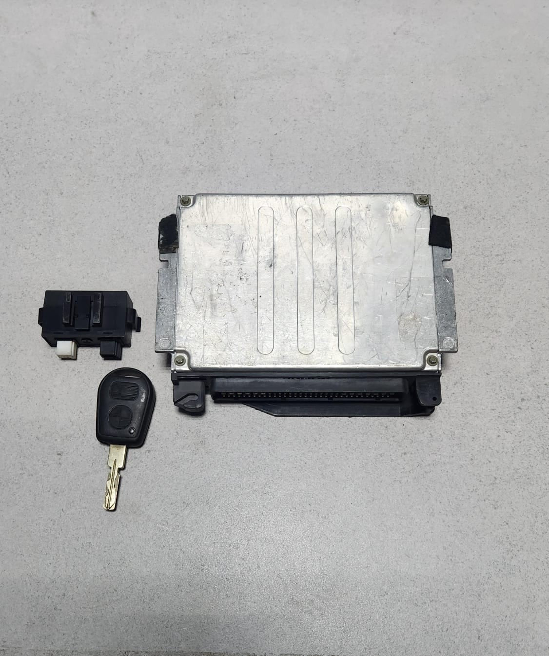 1996-1999 BMW 328i Engine Control Unit 1429861 E36 328i Z3 2.8 M52