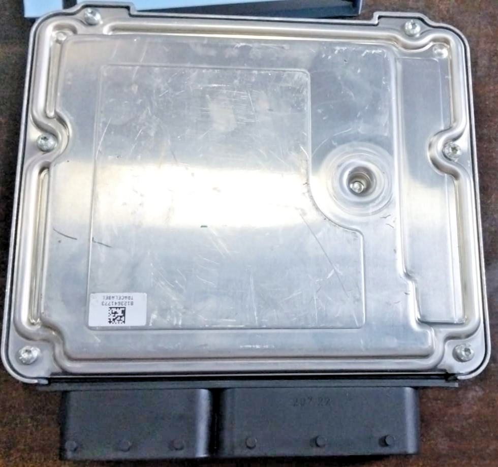 BMW X3 F25 xDrive 20 d Engine Control Unit   Diesel 135kw 2011 ECU 8513249