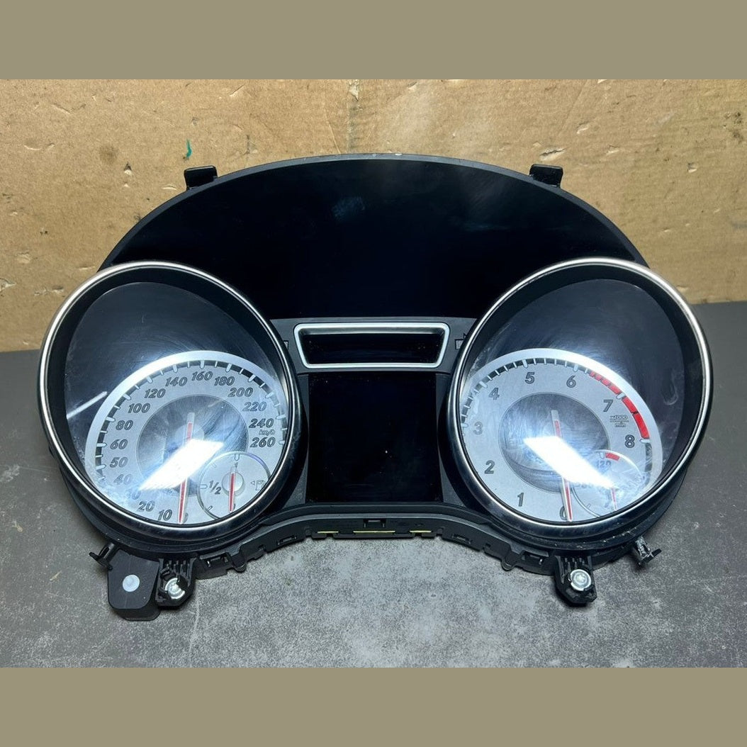 14-17 Mercedes-Benz W117 CLA Instrument Cluster Speedometer A117 9004001 OEM