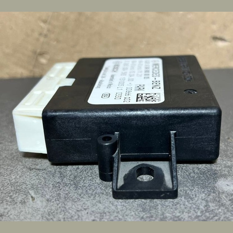 13–17 Mercedes W246 CLA / B-Class Parking Sensor Control Module A246 9000005 OEM