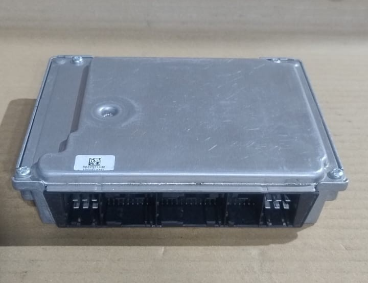 BMW 1 E81 E87  ENGINE CONTROL UNIT MODULE ECU  ONLY BOSCH - 7557809